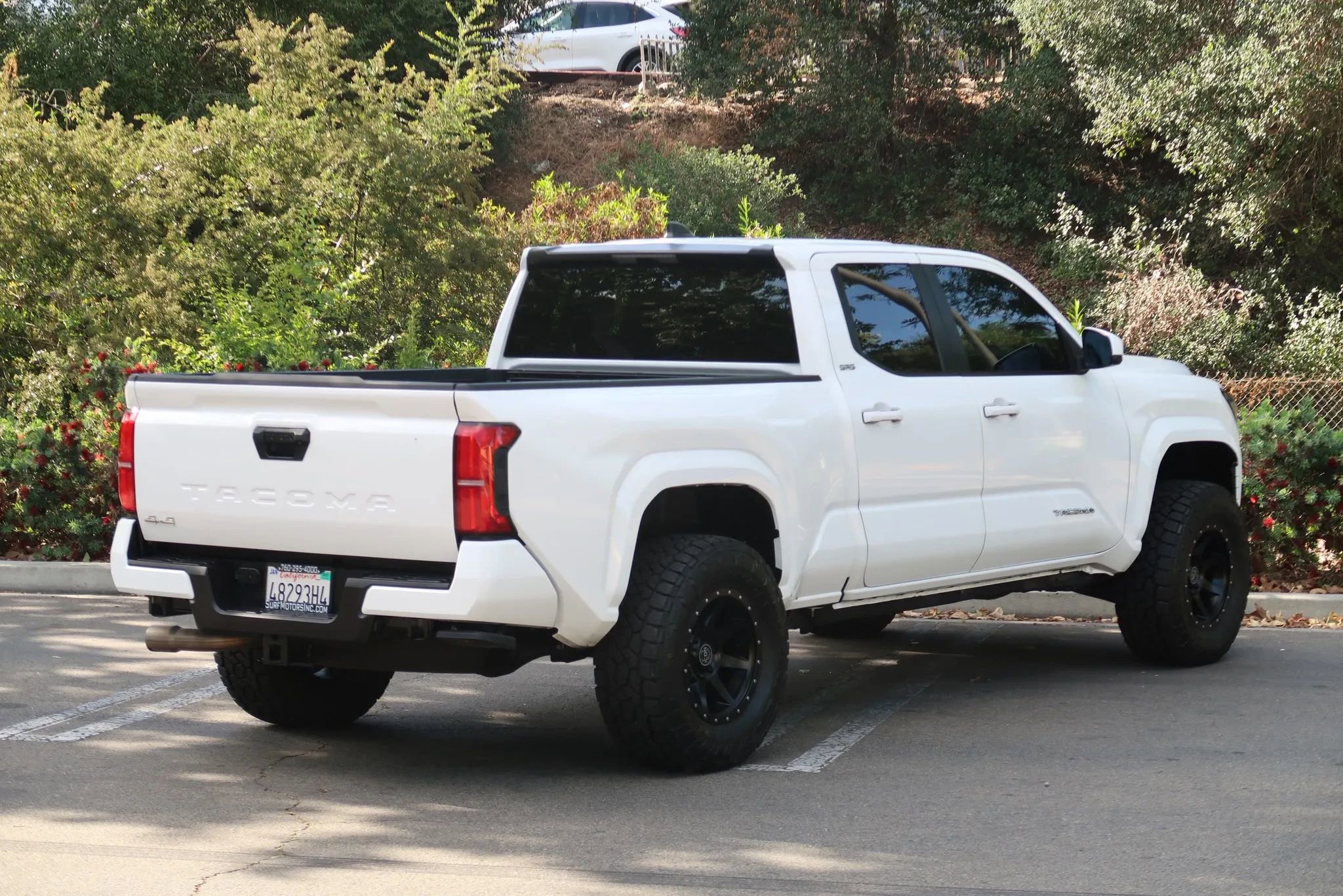Used 2025 Toyota Tacoma SR5 AWD/4WD image 7
