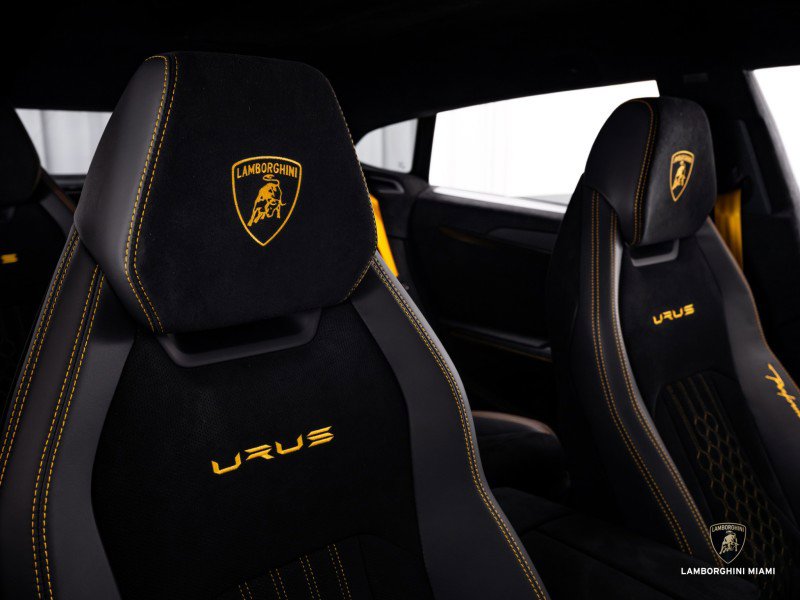 Used 2024 Lamborghini Urus Performante image 53