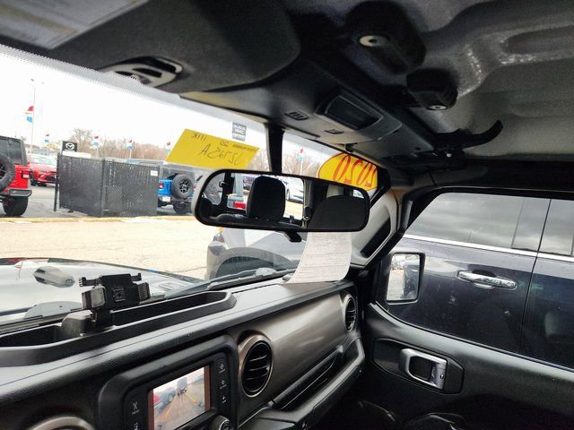 Used 2020 Jeep Gladiator Sport w/ Auxiliary Switch Group AWD/4WD image 11