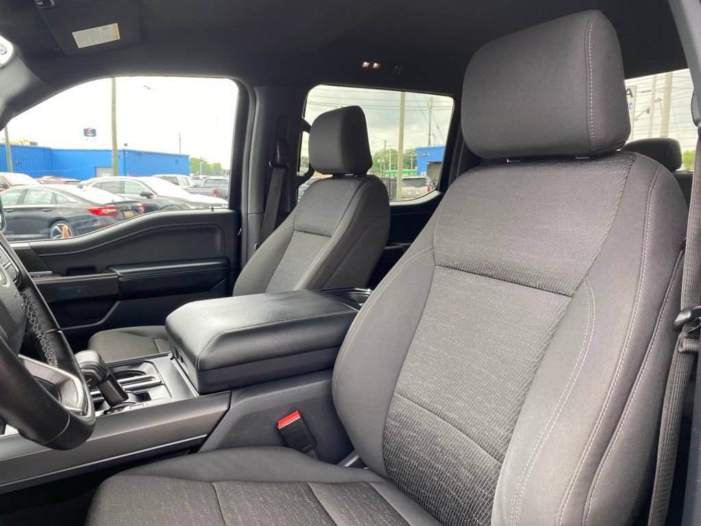 Used 2024 Ford F150 XLT w/ XLT Black Appearance Package AWD/4WD image 10