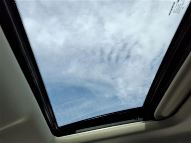 New 2025 Nissan Altima 2.5 SR image 11