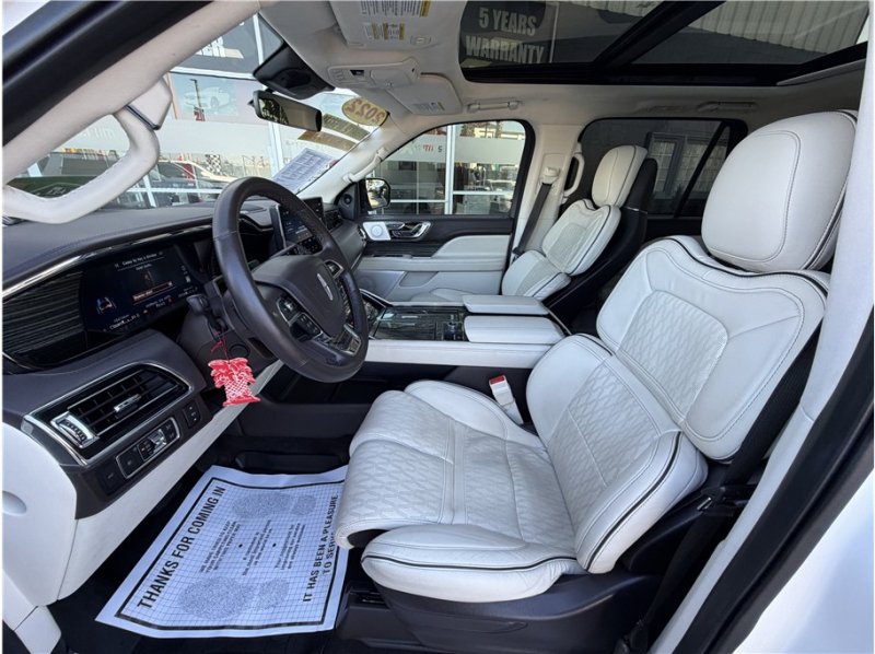 Used 2022 Lincoln Navigator Black Label AWD/4WD image 19