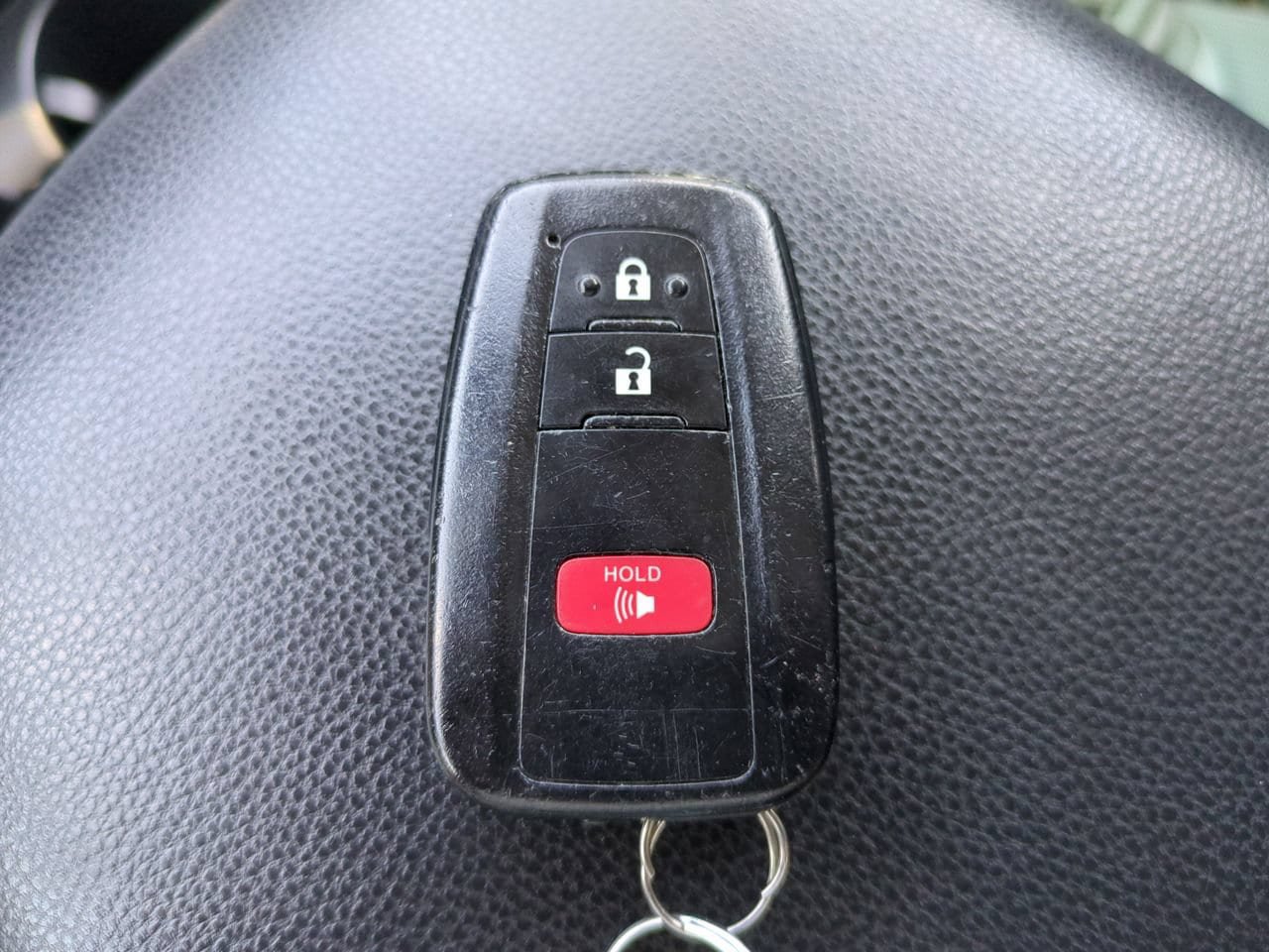 Used 2020 Toyota RAV4 XLE FWD image 27