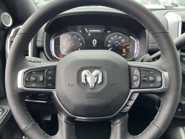 New 2026 RAM 2500 Laramie AWD/4WD image 15