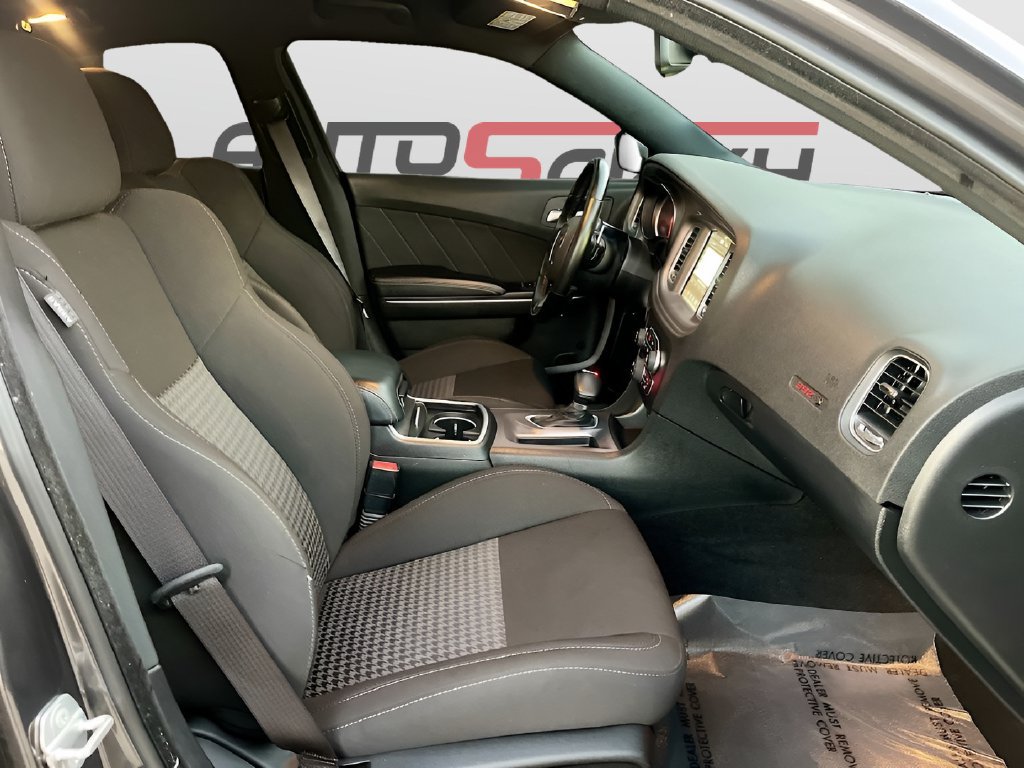 Used 2023 Dodge Charger Scat Pack w/ Navigation & Travel Group RWD image 27