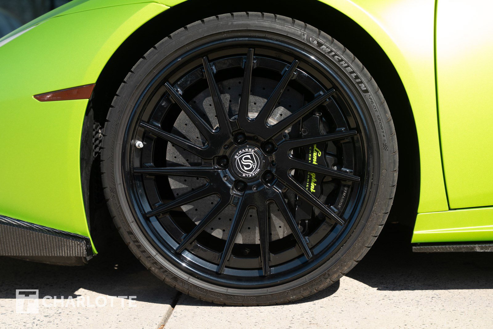 Used 2015 Lamborghini Huracan LP 610-4 image 11