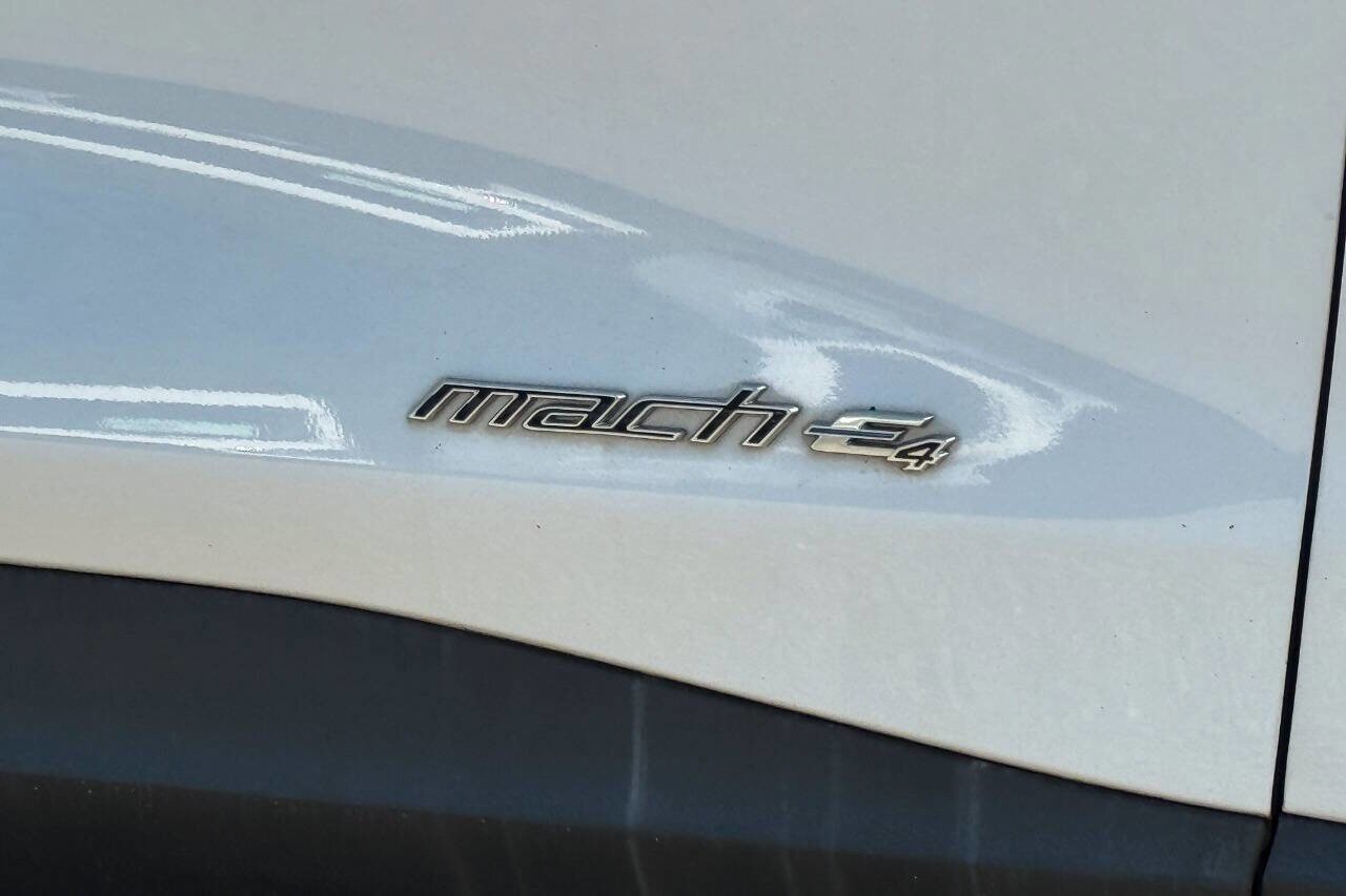Used 2021 Ford Mustang Mach-E Select w/ Comfort/Technology Package AWD/4WD image 10