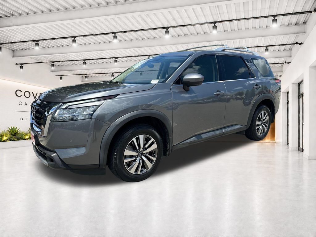 Used 2023 Nissan Pathfinder SL AWD/4WD image 4