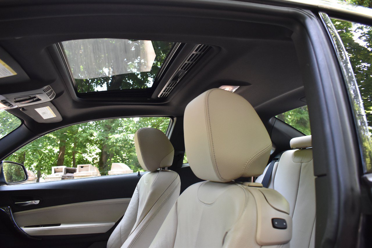 Used 2018 BMW 230i Coupe RWD image 18