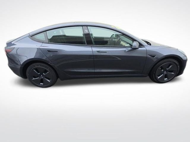 Used 2023 Tesla Model 3 Standard Range image 8