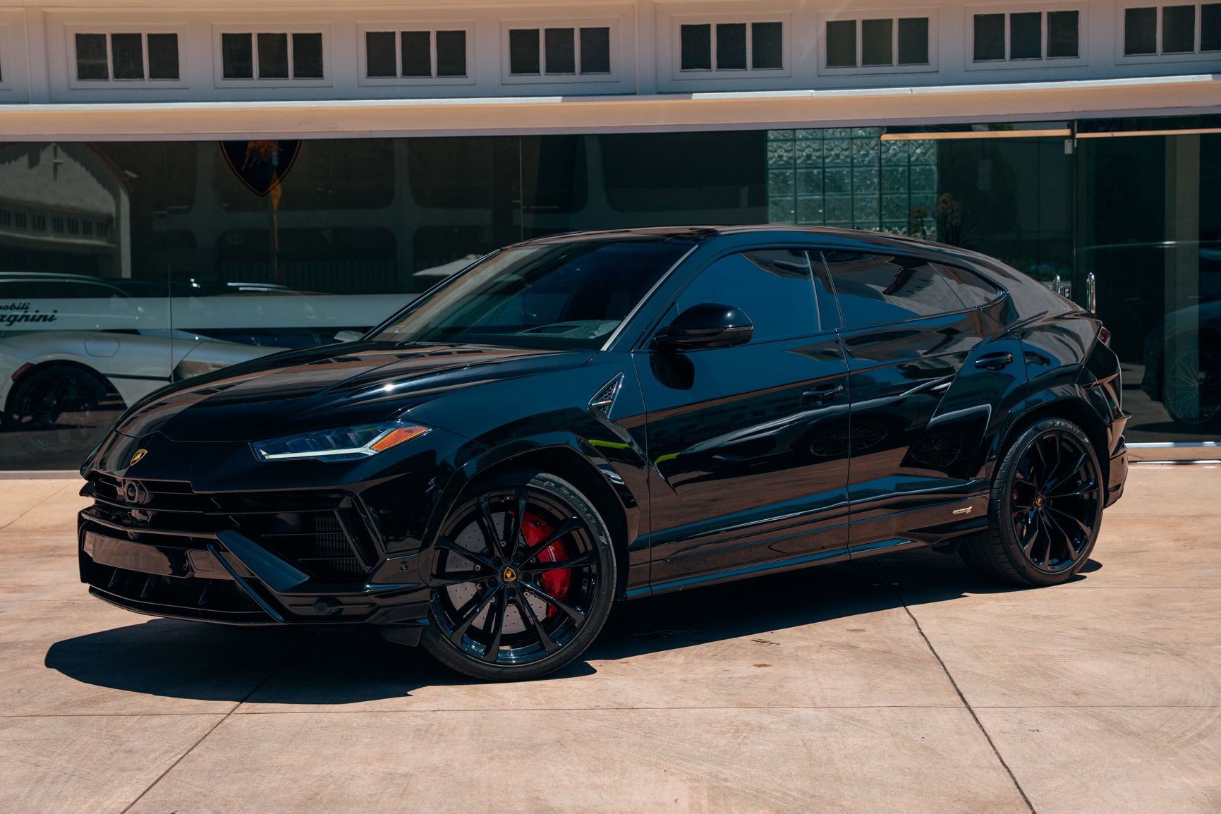 Used 2024 Lamborghini Urus S AWD/4WD image 40