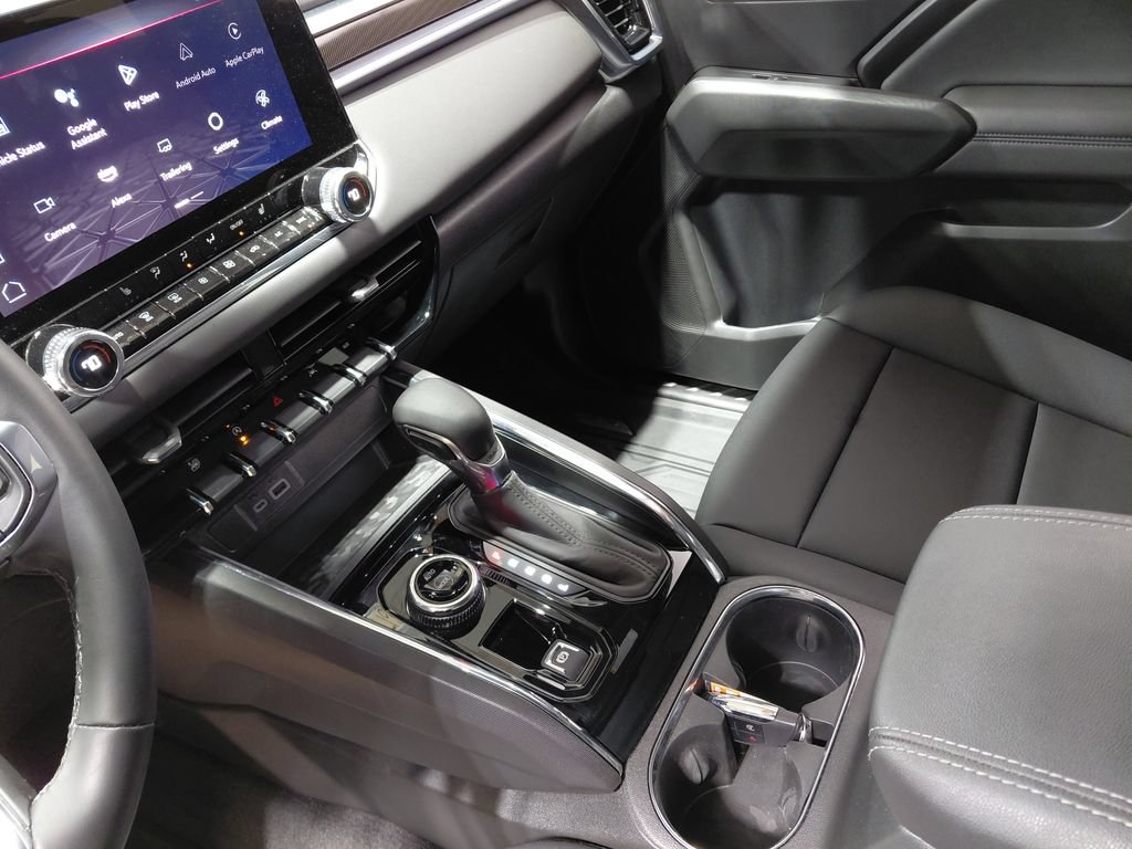 Used 2024 GMC Canyon Elevation w/ Elevation Premium Package AWD/4WD image 33