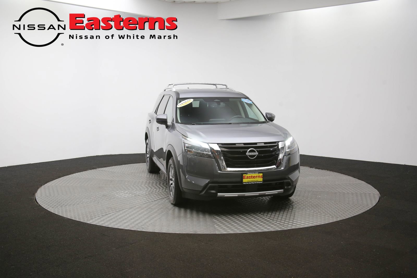 Used 2023 Nissan Pathfinder SL image 99