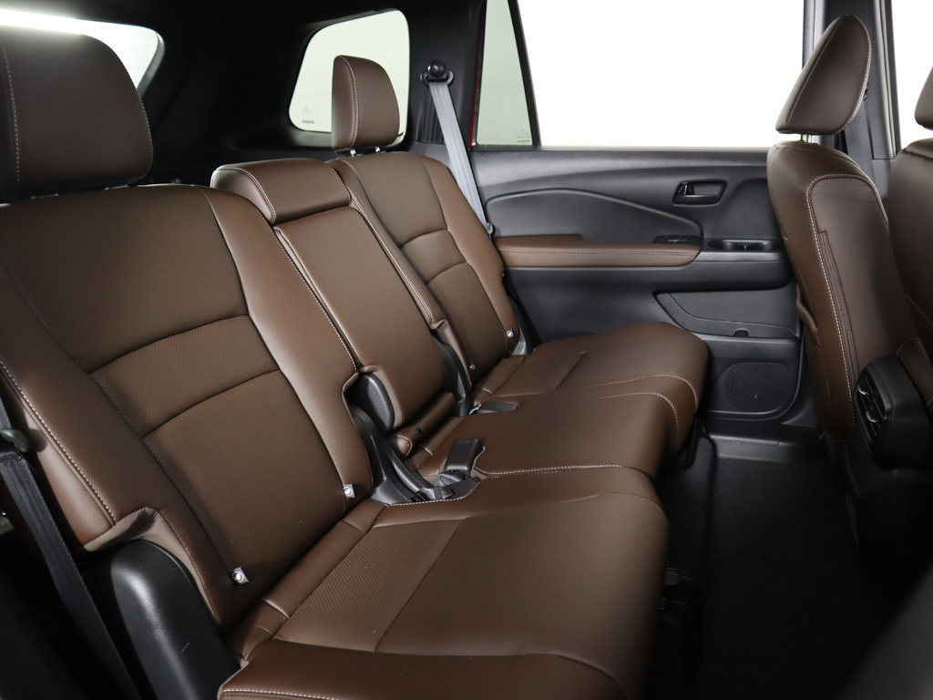 Certified 2024 Honda Passport EX-L image 36