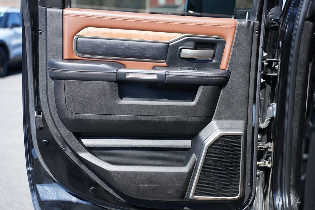 Used 2022 RAM 2500 Limited image 17