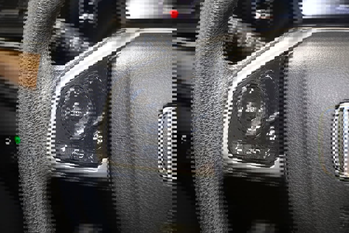 Used 2020 Honda CR-V EX image 34