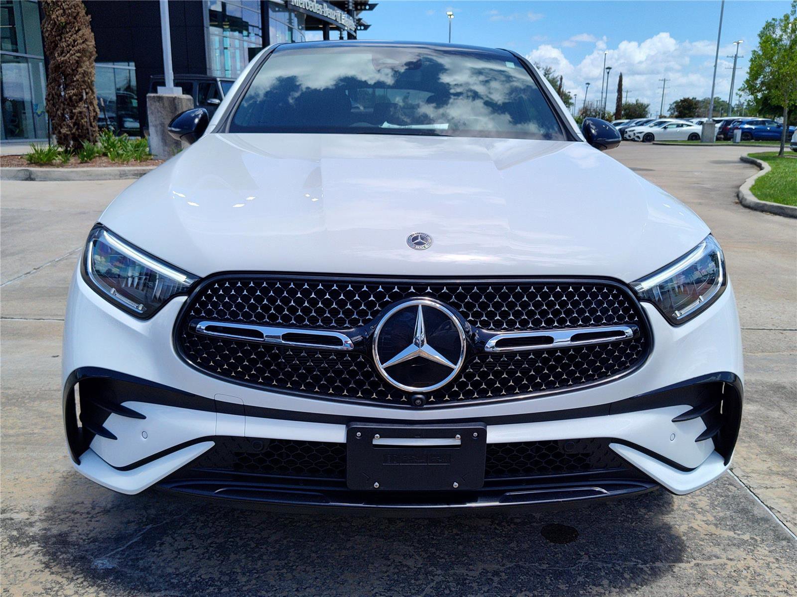 Used 2024 Mercedes-Benz GLC 300 4MATIC image 12