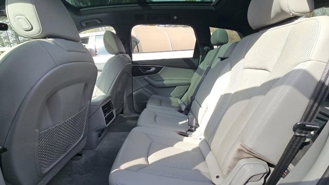Used 2021 Audi Q7 3.0T Prestige w/ Prestige Package image 4