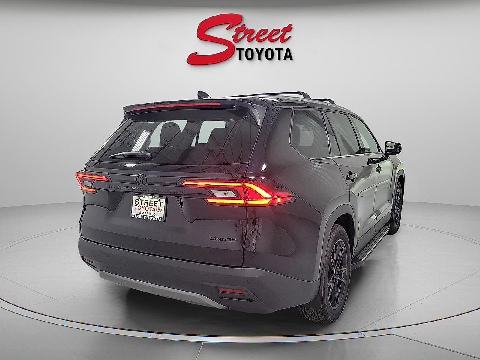 New 2026 Toyota Grand Highlander FWD image 4
