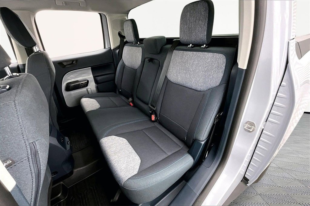 Used 2025 Ford Maverick XLT image 27