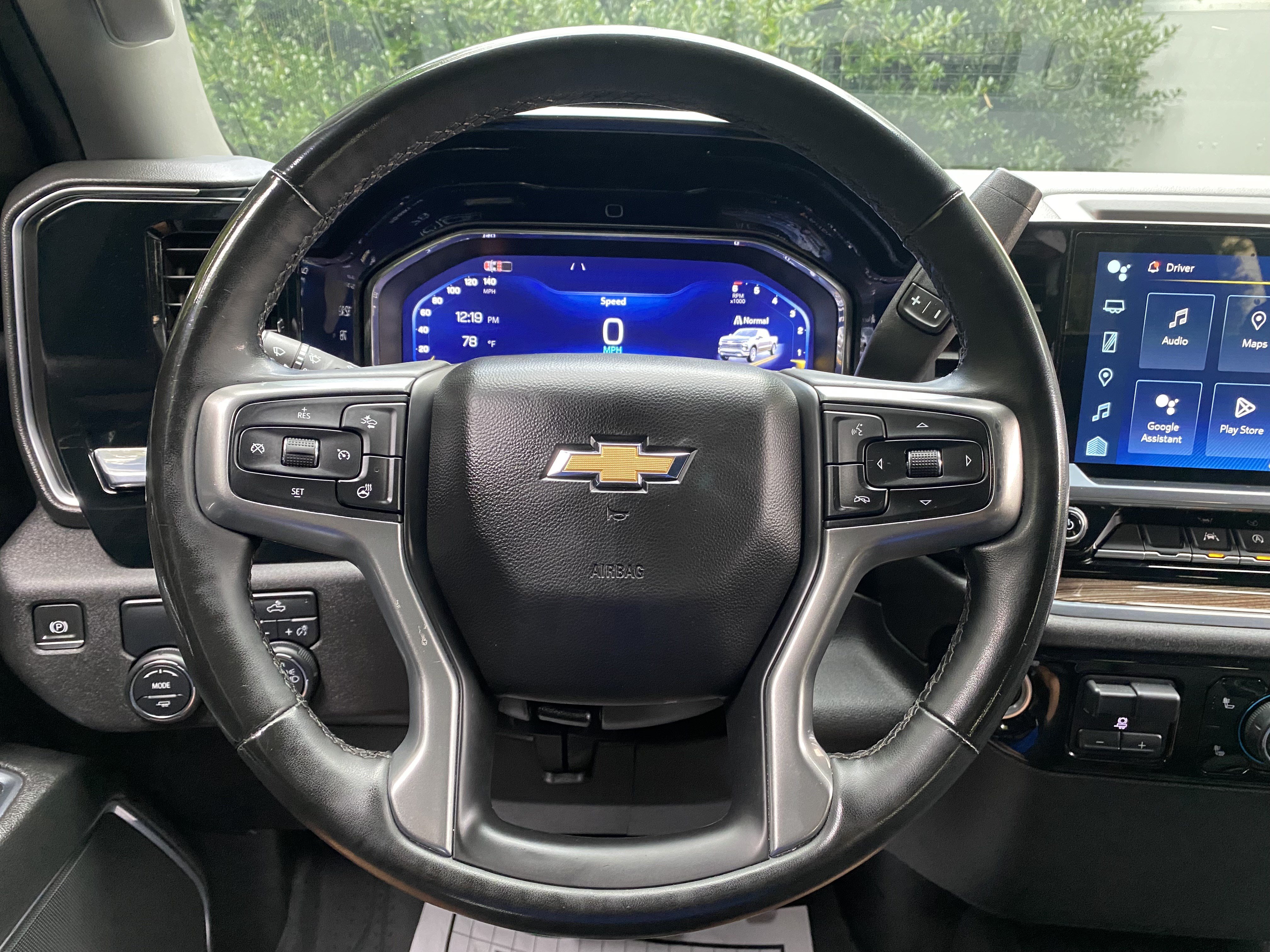 Used 2024 Chevrolet Silverado 1500 LT w/ Convenience Package II RWD image 19