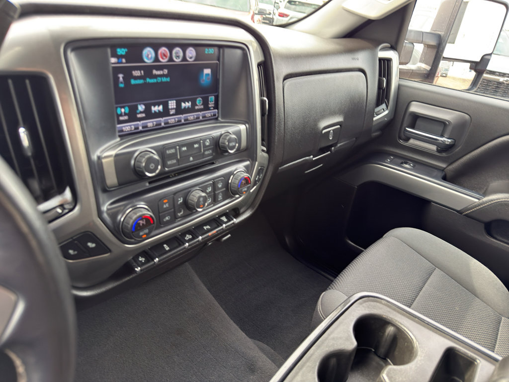 Used 2019 Chevrolet Silverado 2500 LT w/ LT Convenience Package image 23
