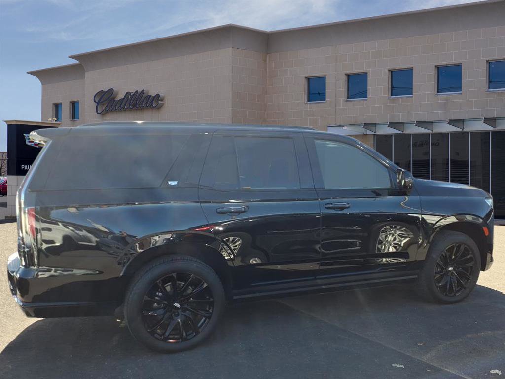 Certified 2024 Cadillac Escalade Sport w/ LPO, ONYX Package image 4