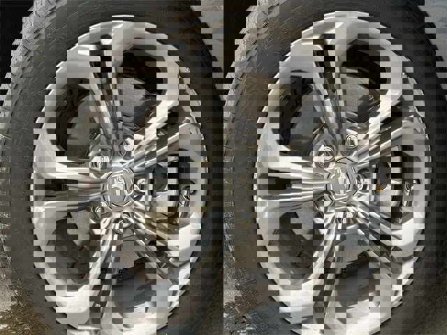 Used 2023 Honda Accord EX image 9