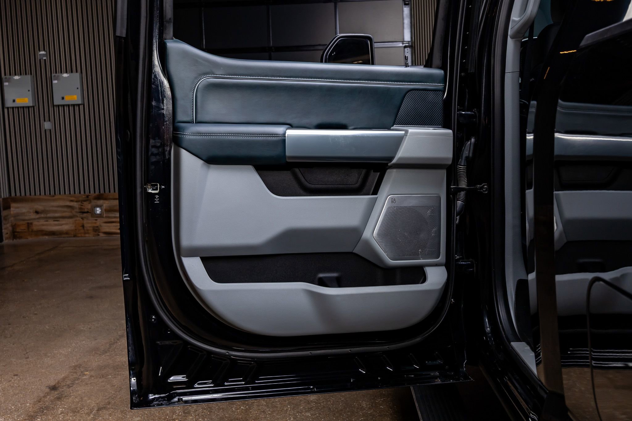 Used 2024 Ford F250 Limited image 38