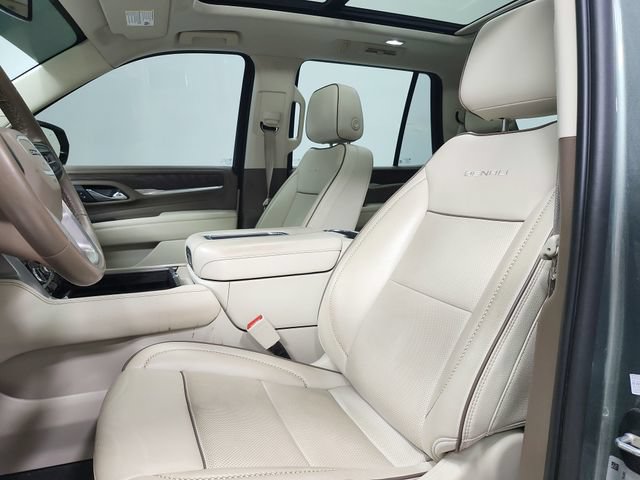 Used 2023 GMC Yukon Denali AWD/4WD image 9