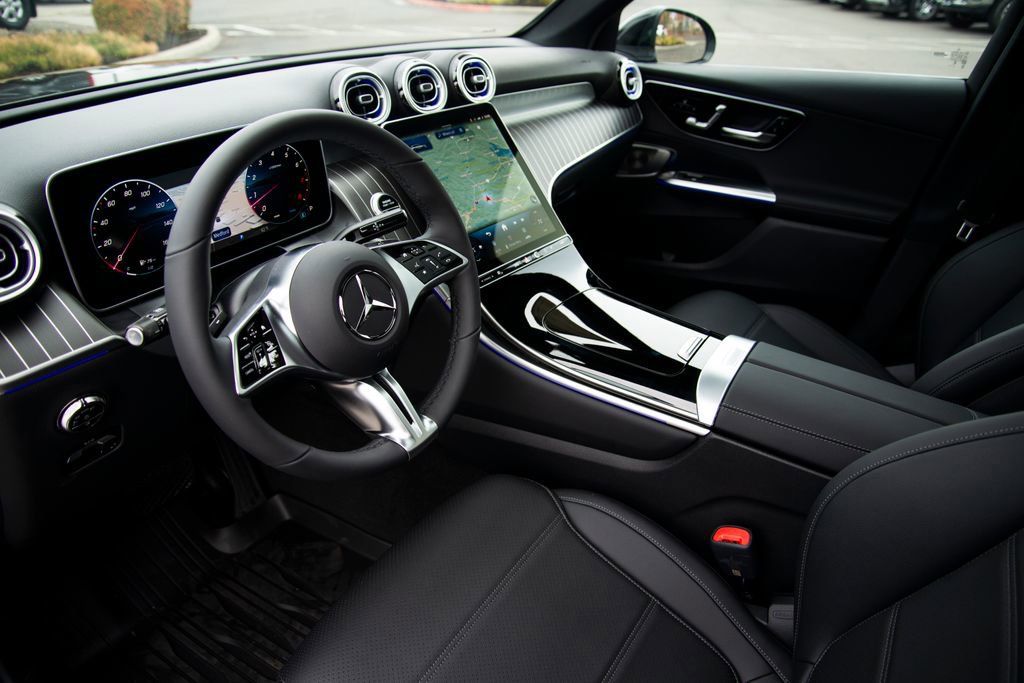 New 2026 Mercedes-Benz GLC 300 GLC 300 image 10