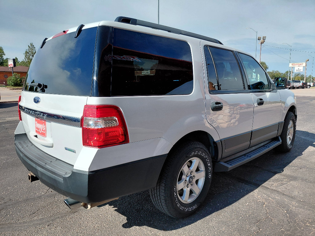 Used 2016 Ford Expedition XL w/ Equipment Group 101A AWD/4WD image 6