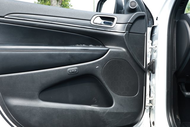Used 2022 Jeep Grand Cherokee Limited RWD image 23