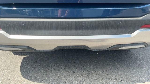 Certified 2025 Kia Sorento SX image 13