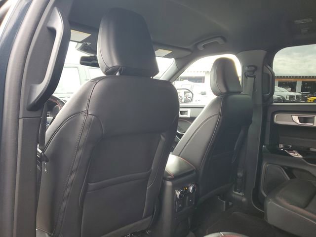 Used 2023 Ford Explorer ST-Line w/ Class IV Trailer Tow Package image 16