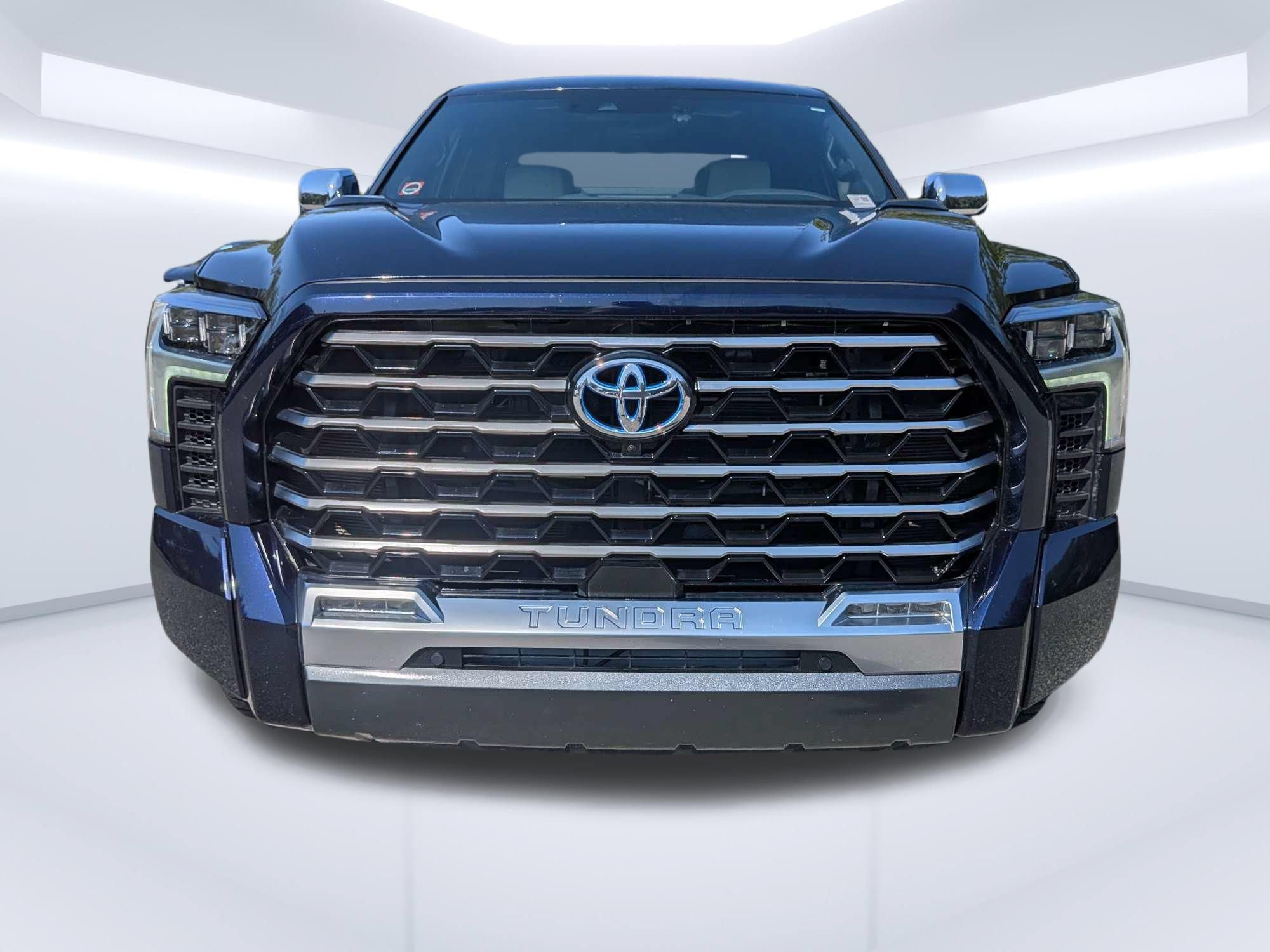 Used 2024 Toyota Tundra Capstone AWD/4WD image 8