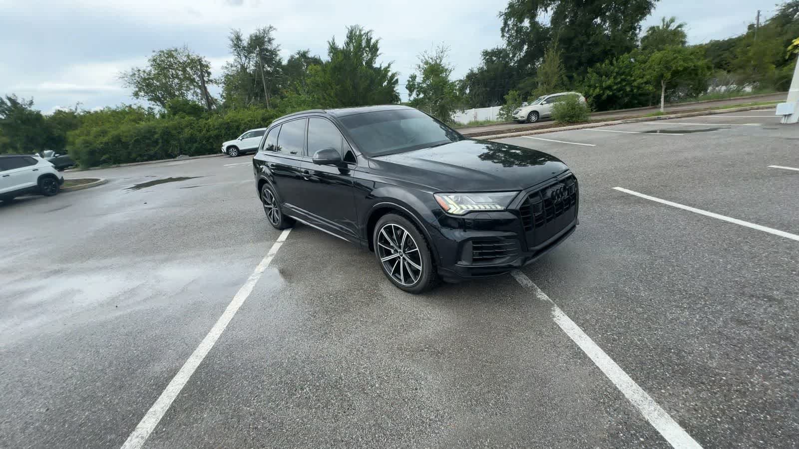 Used 2021 Audi Q7 3.0T Prestige w/ Prestige Package AWD/4WD image 2