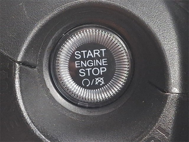 Used 2023 Jeep Renegade Latitude image 25