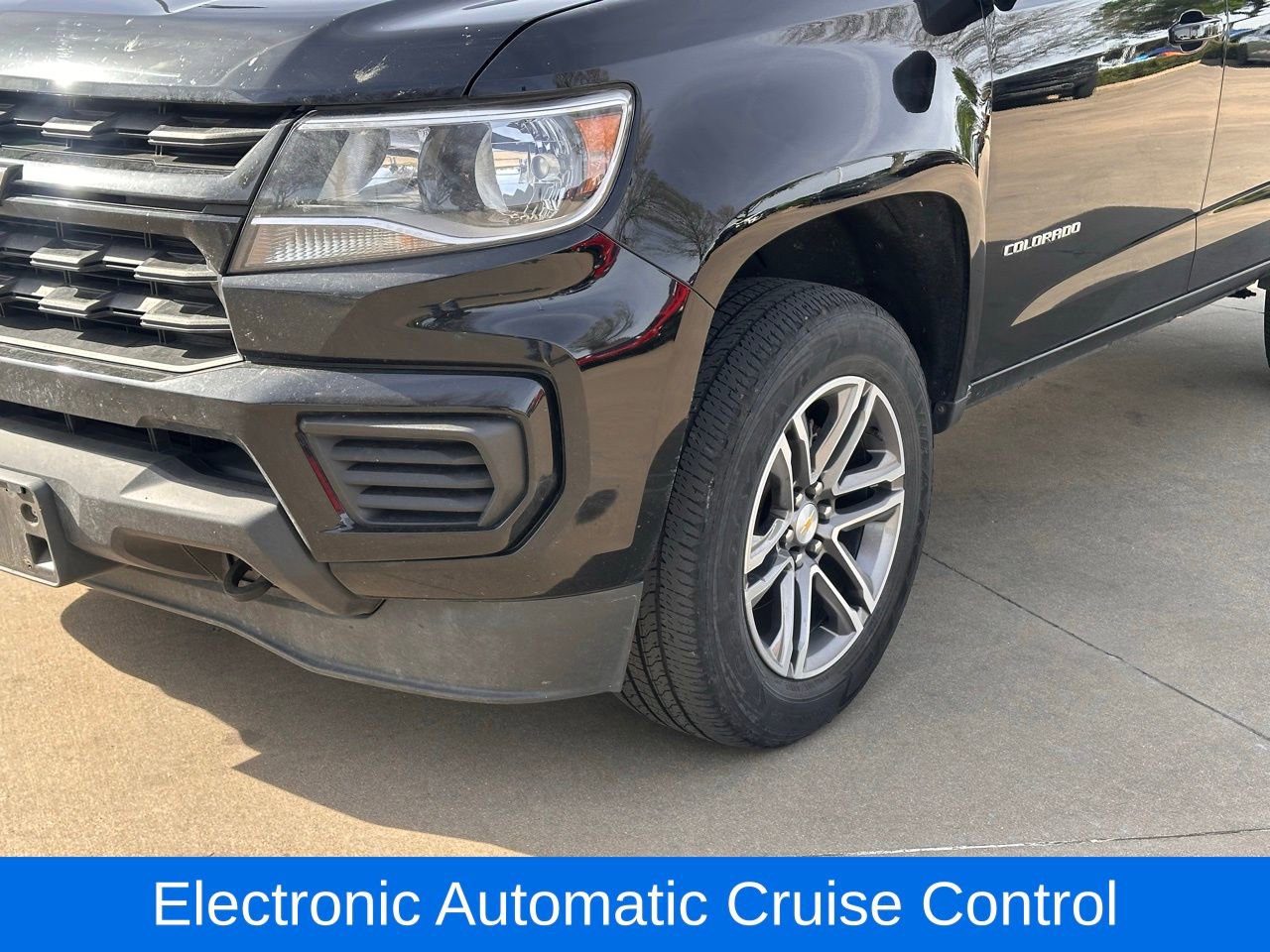 Used 2022 Chevrolet Colorado W/T w/ Custom Special Edition image 9