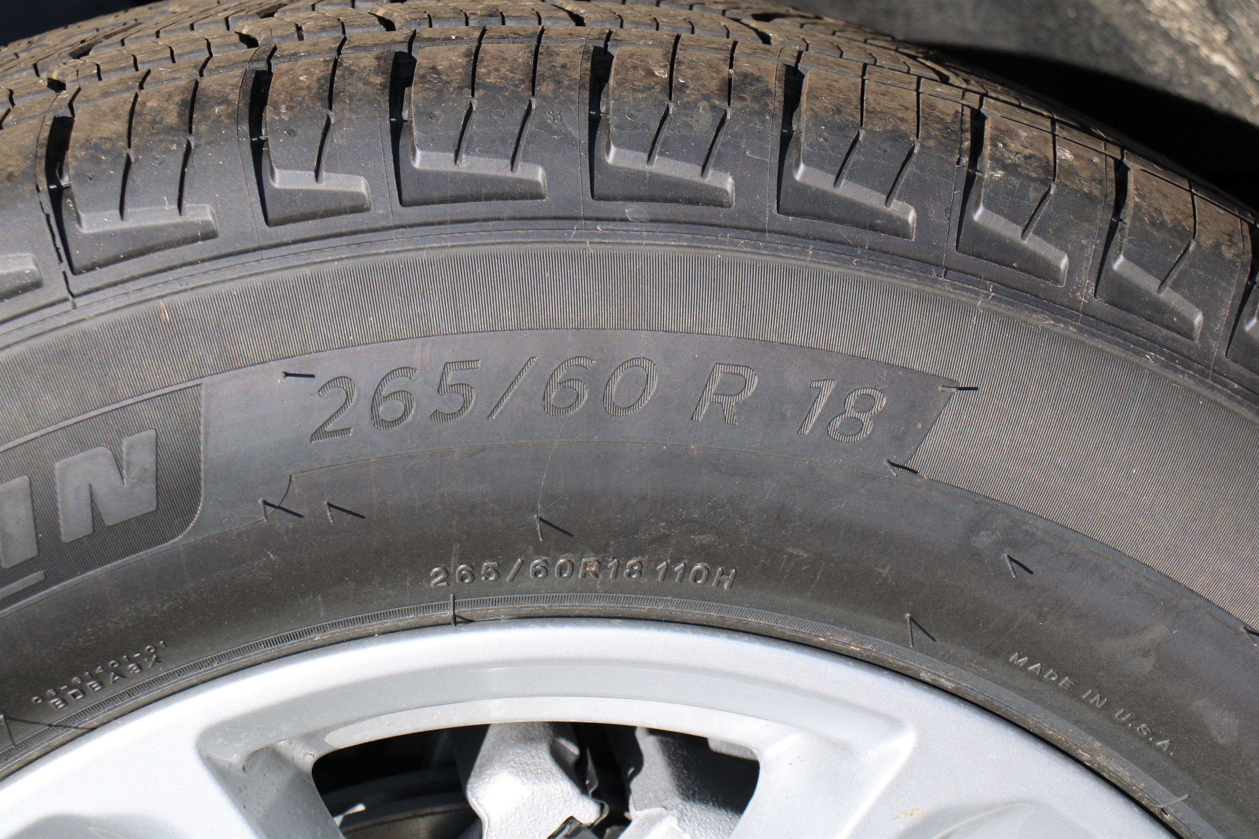 New 2025 Jeep Grand Cherokee Laredo w/ Luxury Tech Group I image 38