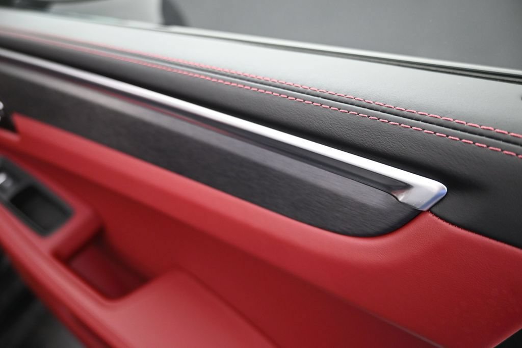 Certified 2024 Porsche Macan GTS AWD/4WD image 23