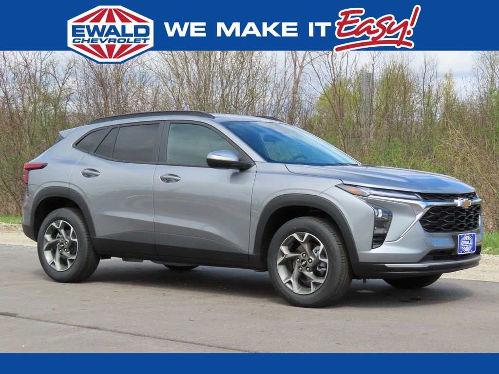 New 2026 Chevrolet Trax LT w/ Driver Confidence Package image 1