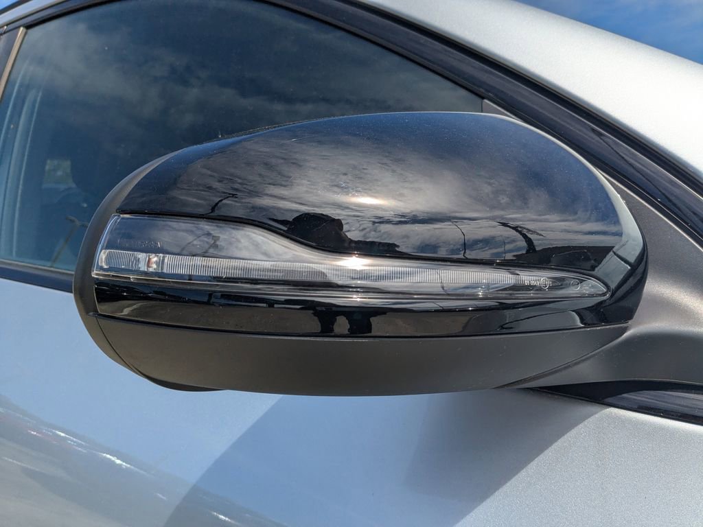 Certified 2025 Mercedes-Benz GLA 250 image 21