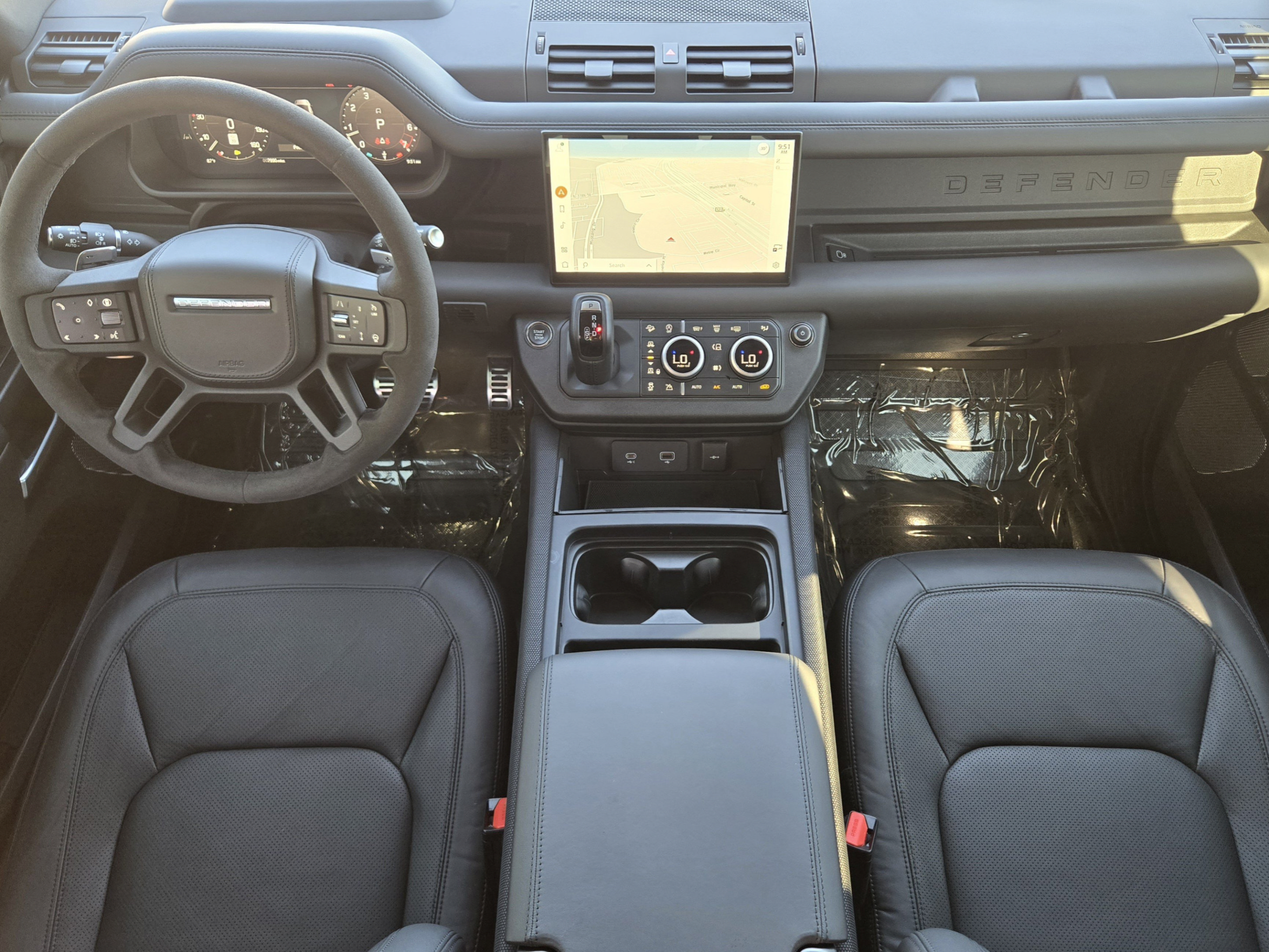 Certified 2024 Land Rover Defender 110 V8 AWD/4WD image 23