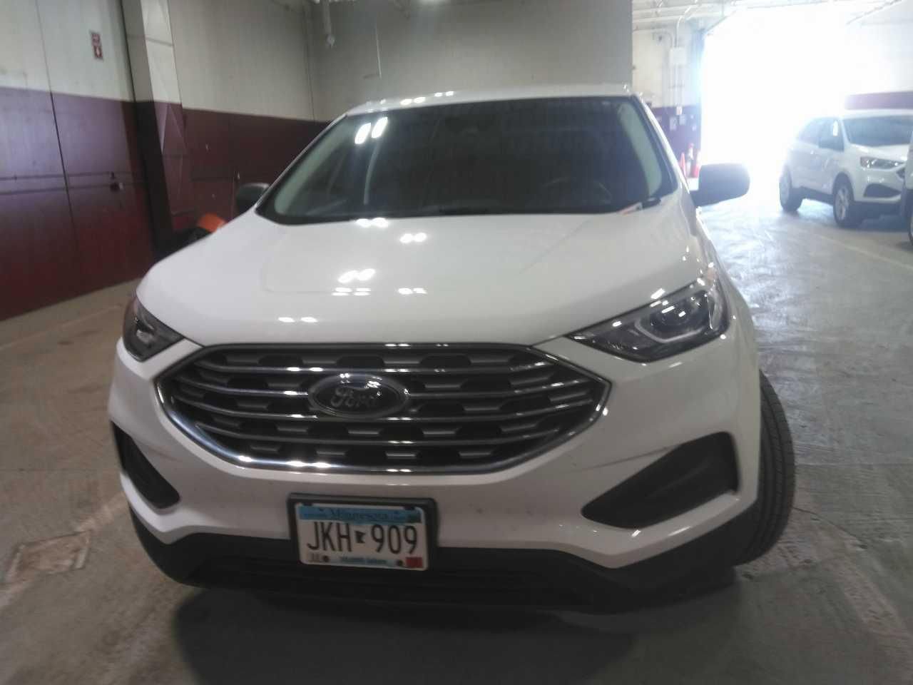 Used 2022 Ford Edge SE AWD/4WD image 3