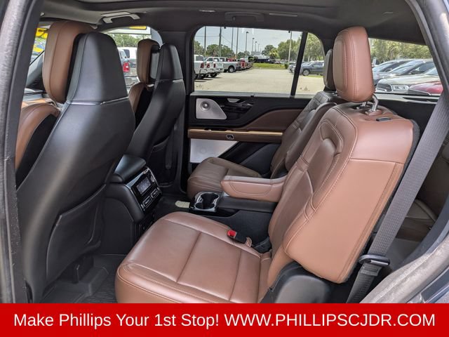 Used 2023 Lincoln Aviator Reserve w/ Equipment Group 201A RWD image 13