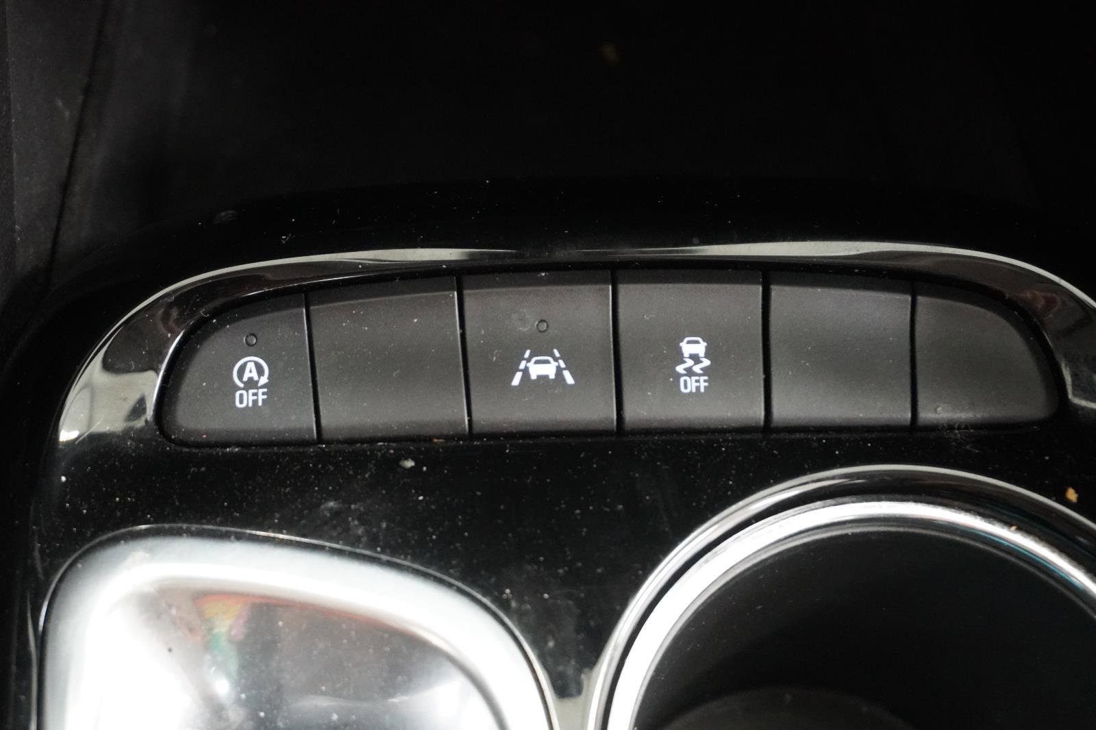 Used 2021 Buick Encore GX Select image 28