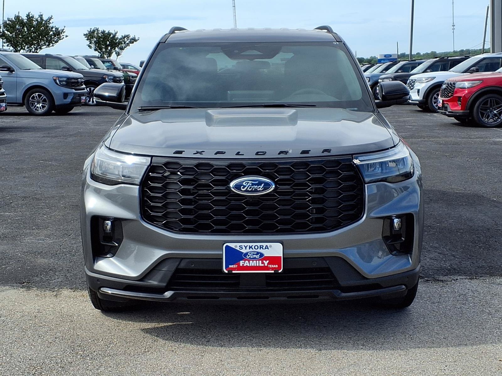 New 2026 Ford Explorer ST-Line RWD image 2