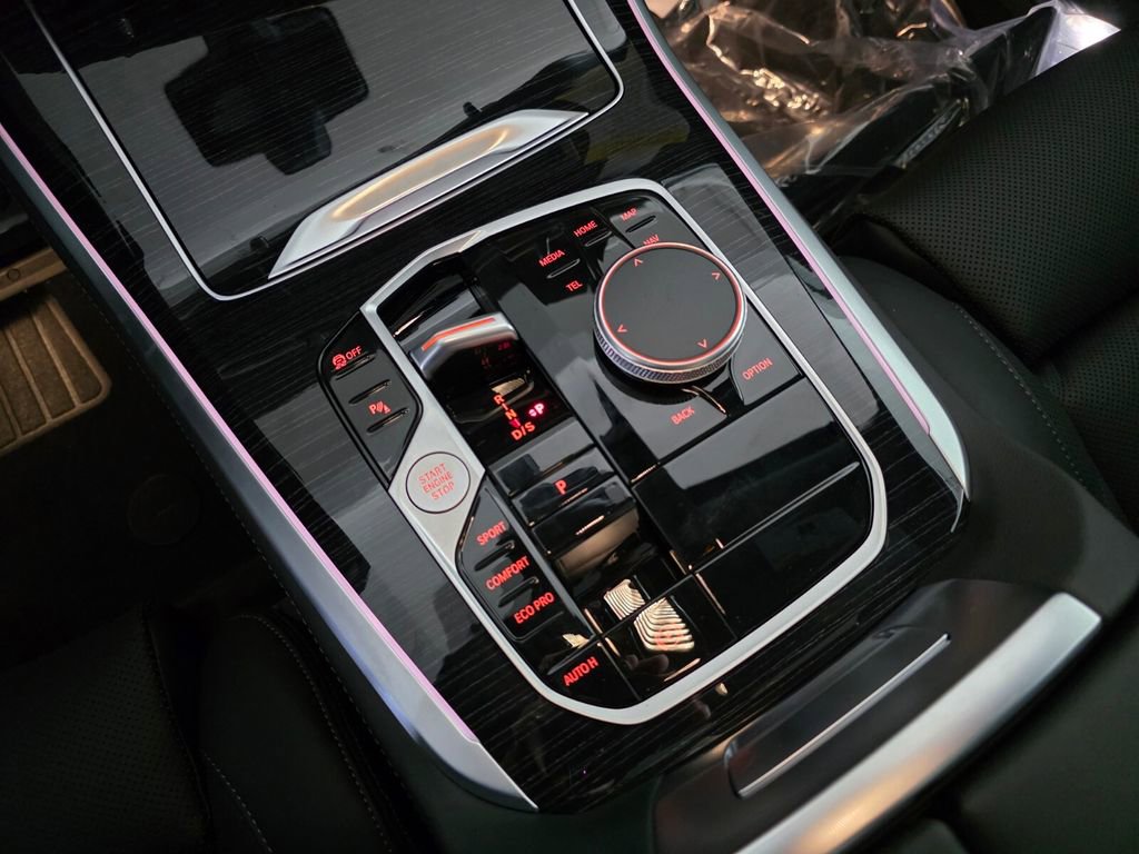 New 2026 BMW X5 sDrive40i w/ M Sport Package RWD image 15