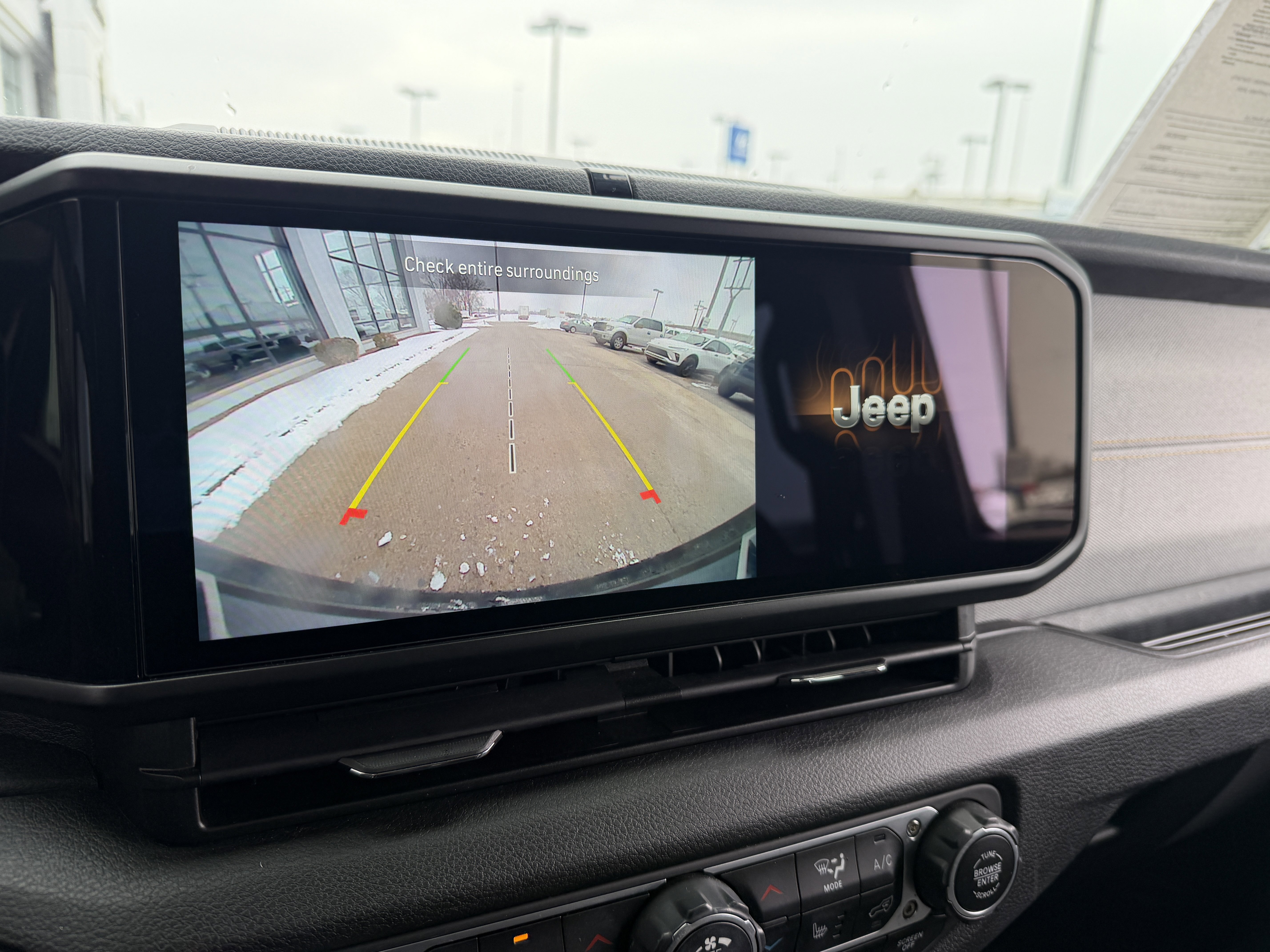 Used 2025 Ford Explorer ST image 50